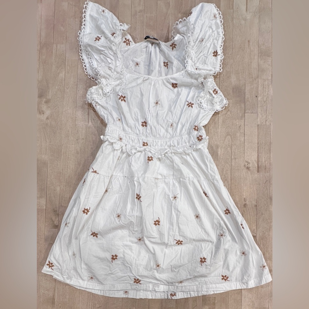 En Saison White Mini Dress with Brown Floral Pattern